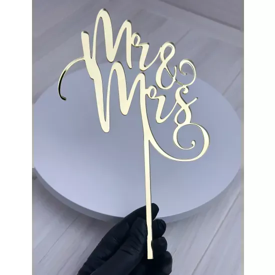 Acrylic topper 3 mm Mr&Mrs gold
