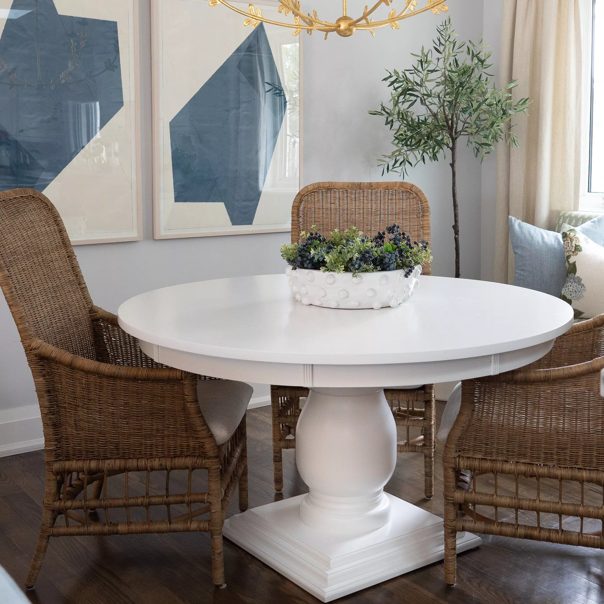 Andrea Pedestal Table