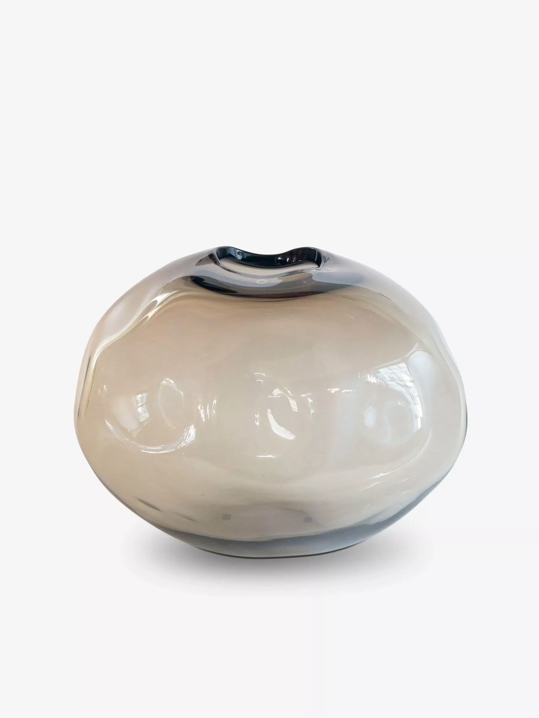 Aria A Smoke Vase