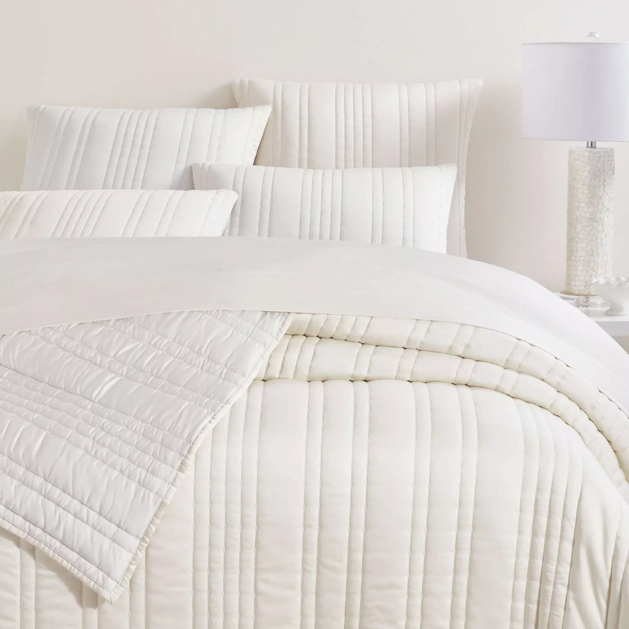 Blissful Bamboo Pearl/Silver Quilt