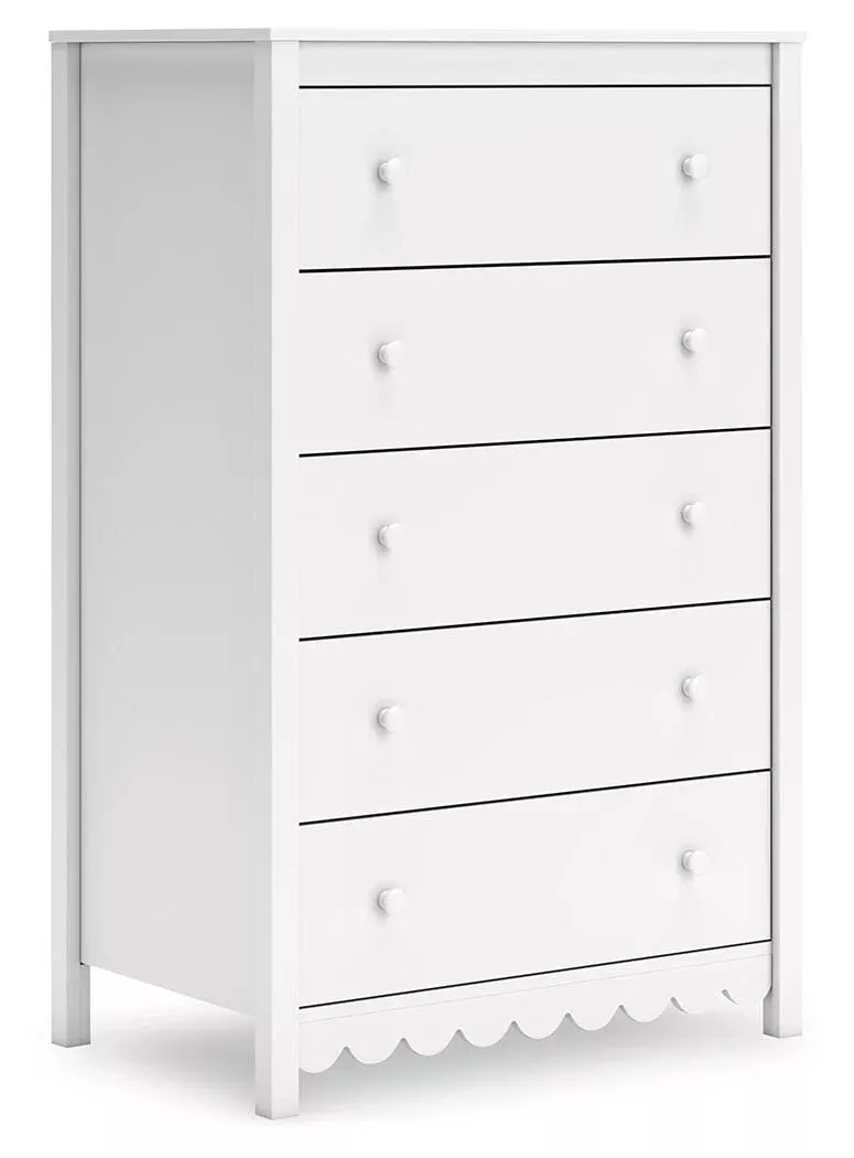 Hallityn Chest of Drawers