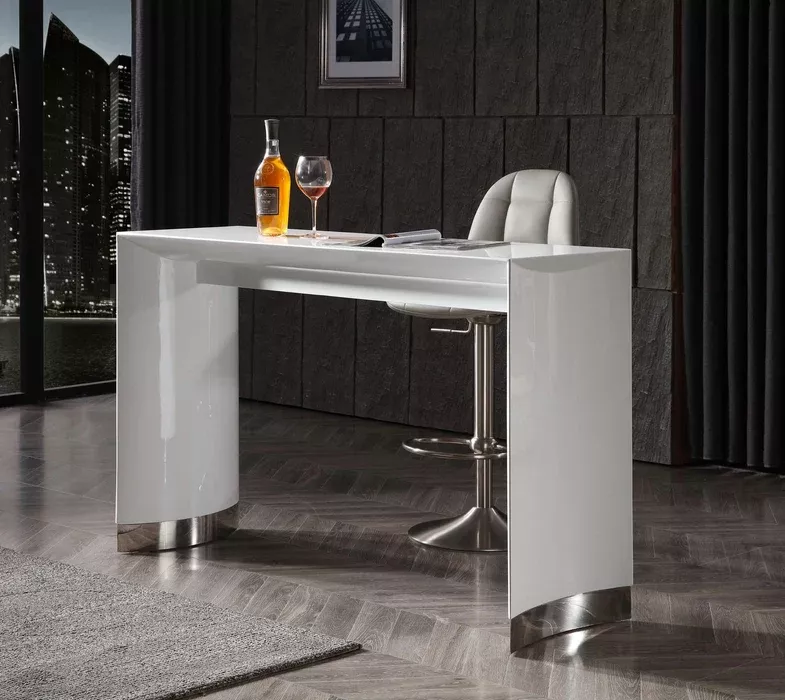 Modrest Corbett Contemporary Barware