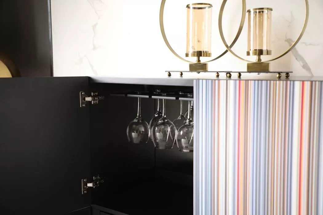 Modrest Macoy Modern Wine Cabinet