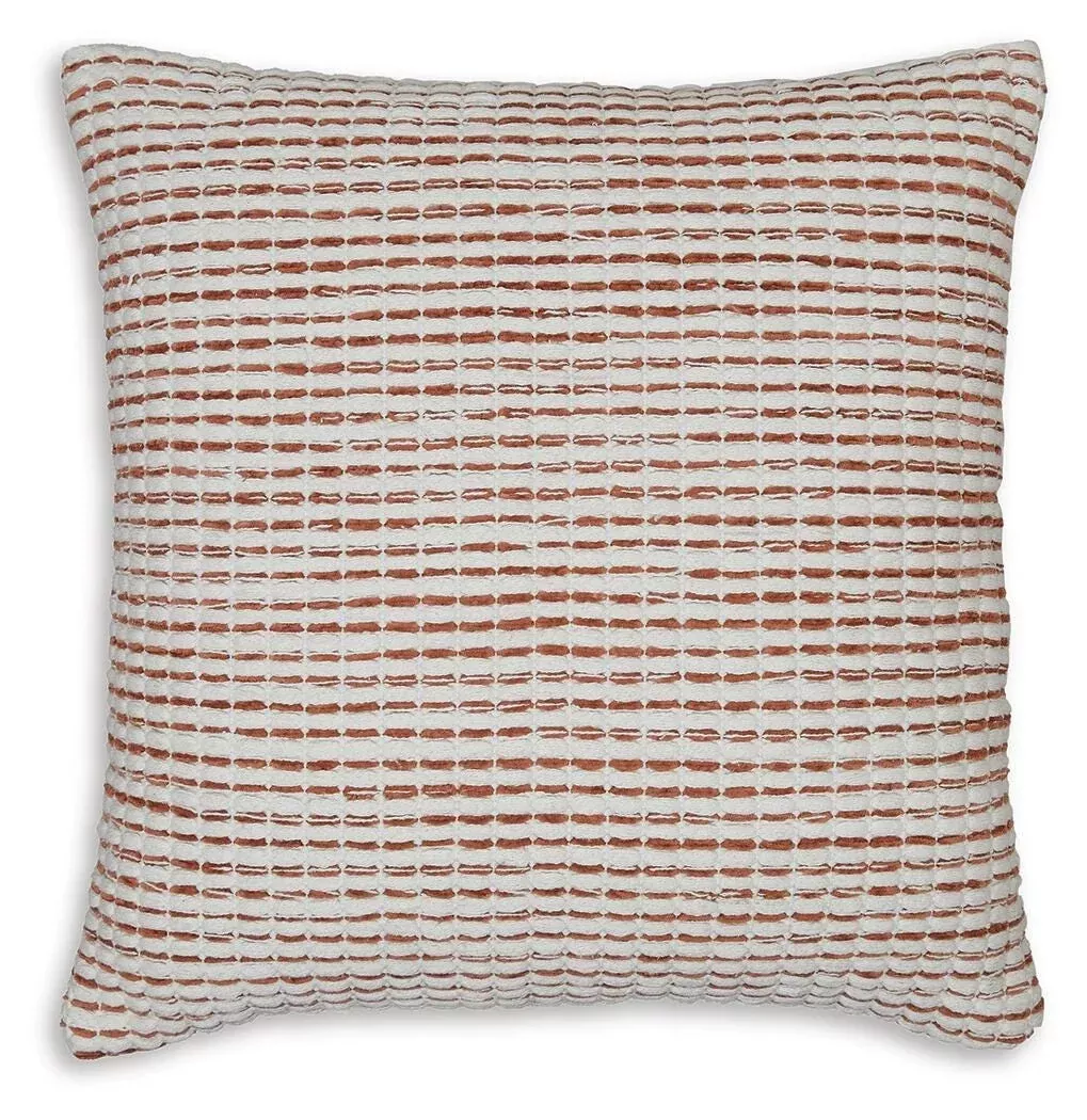 Nashlin Pillow