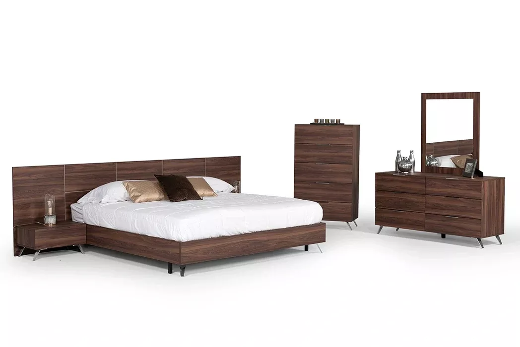 Nova Domus Brooklyn Italian Modern Chest