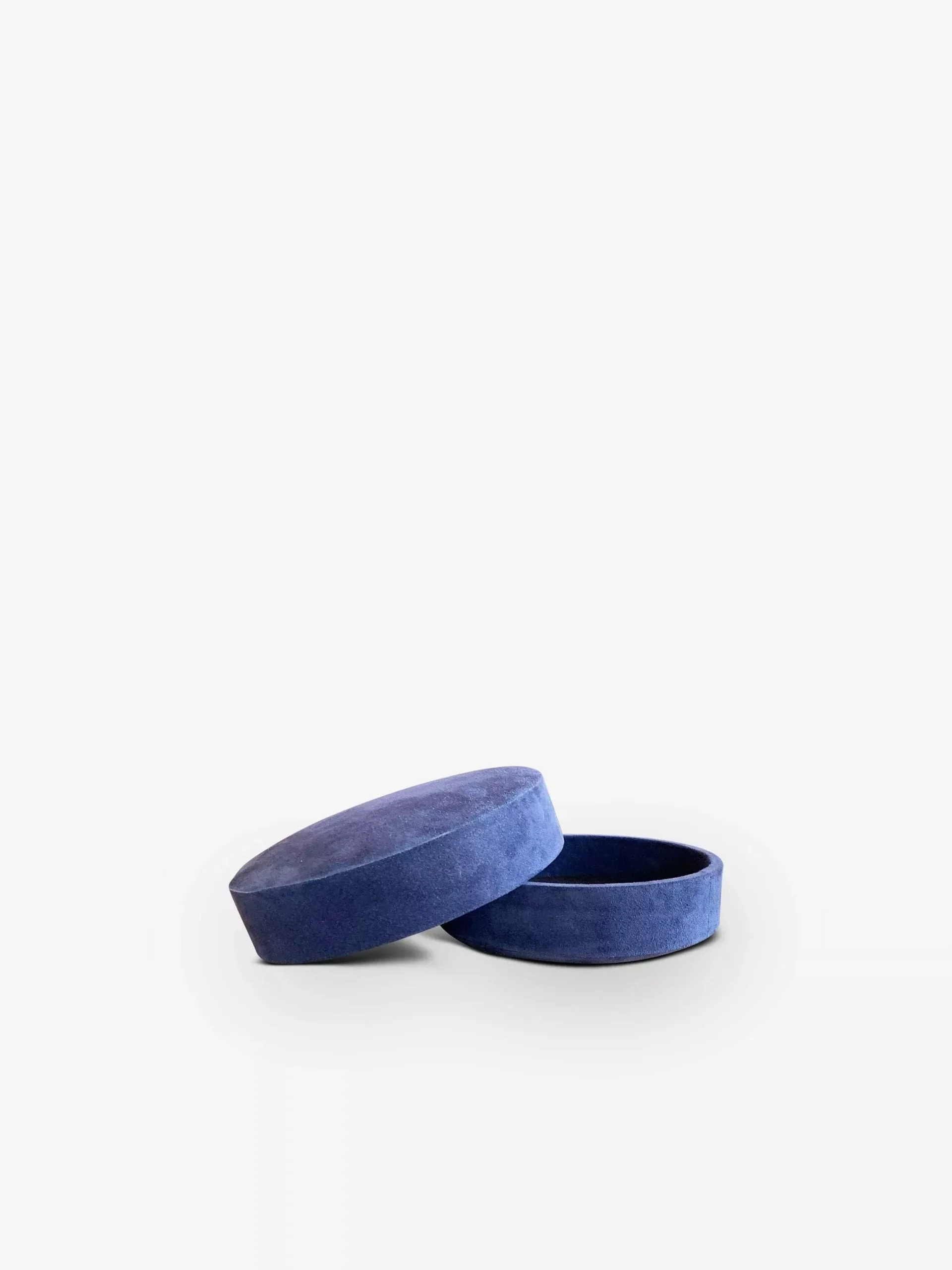 Pastille Flat Box in Suede