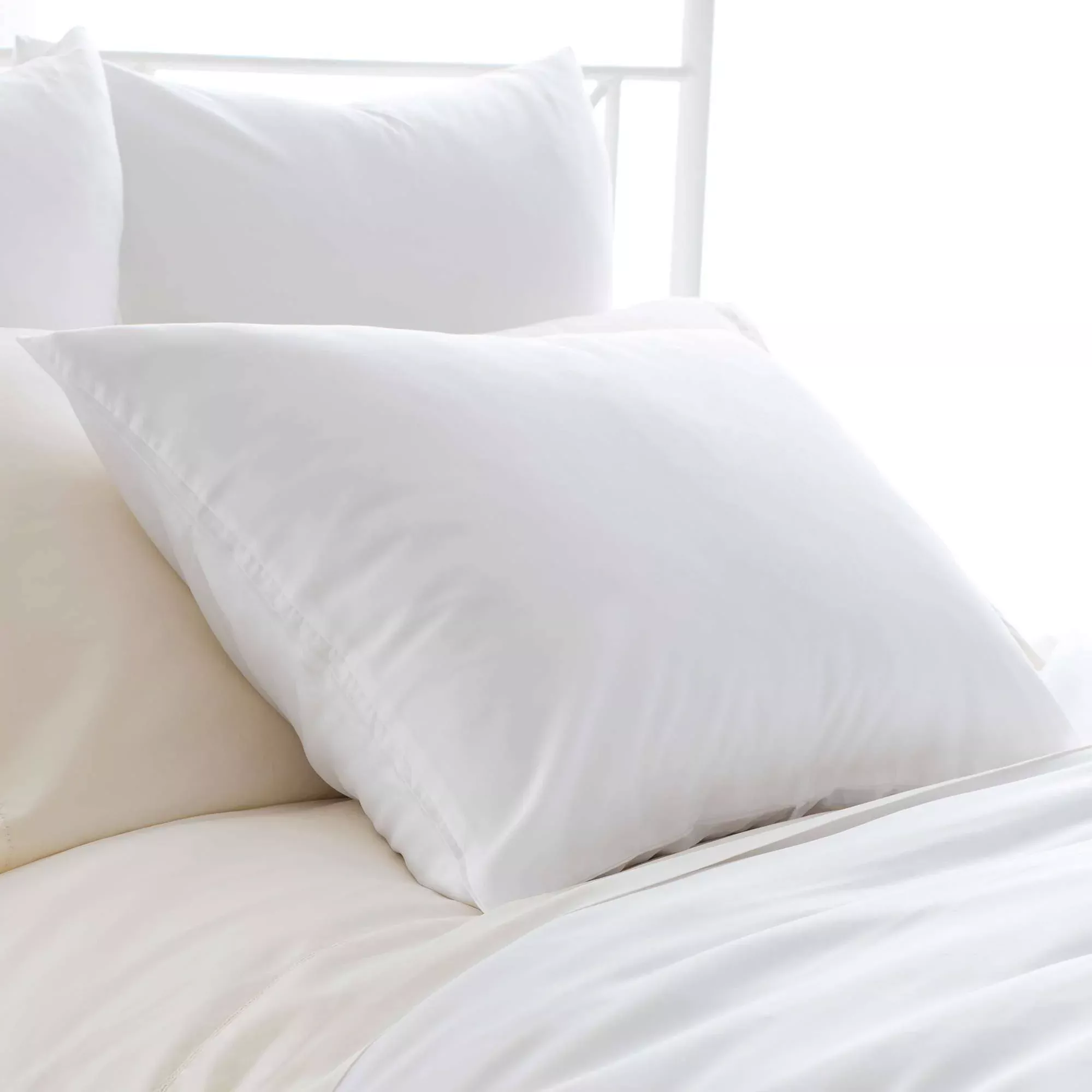 Silken Solid White Sham