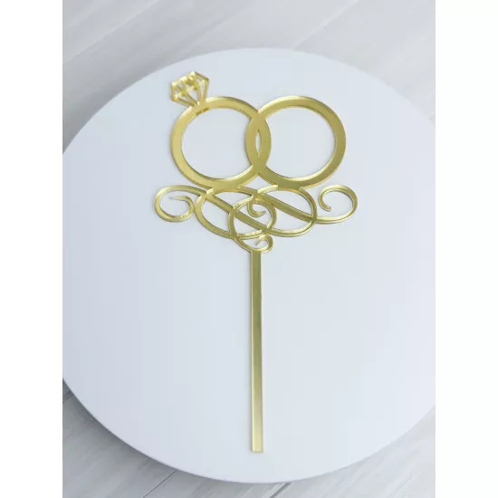 Topper Wedding rings with monograms
