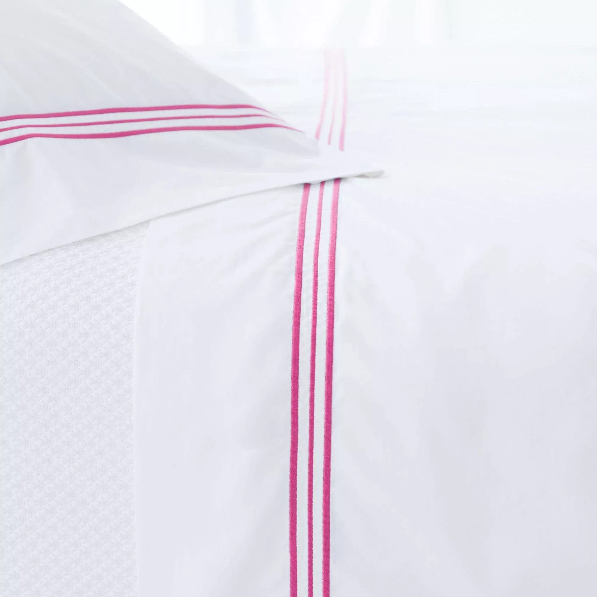 Trio Fuchsia Flat Sheet